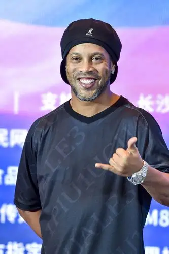 偿地拿下三 偿地拿下三