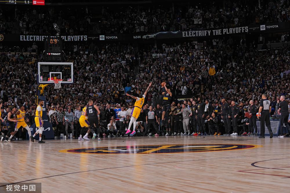 的背景下 的背景下